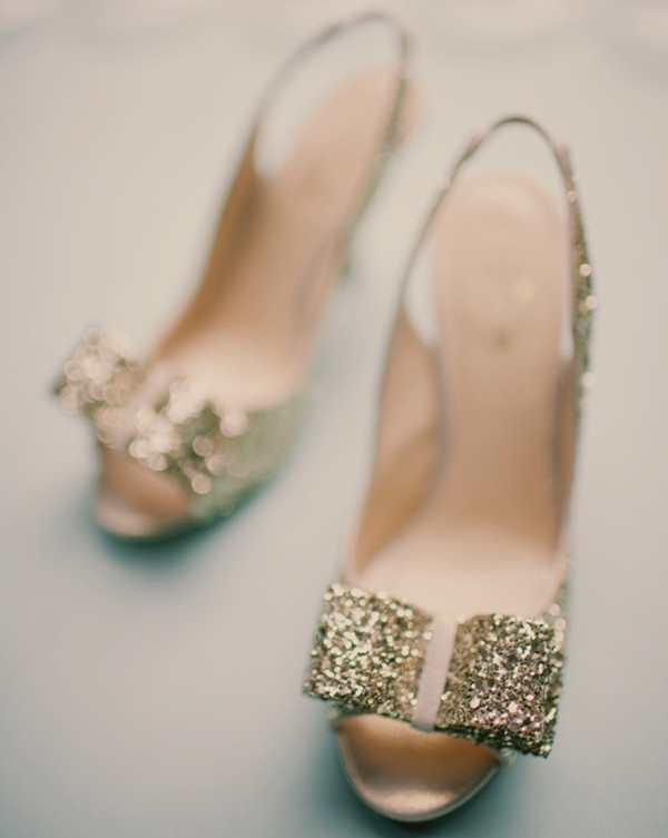 20 Drop-Dead-Gorgeous GOLD Wedding Shoes Ideas! | WeddingInclude ...